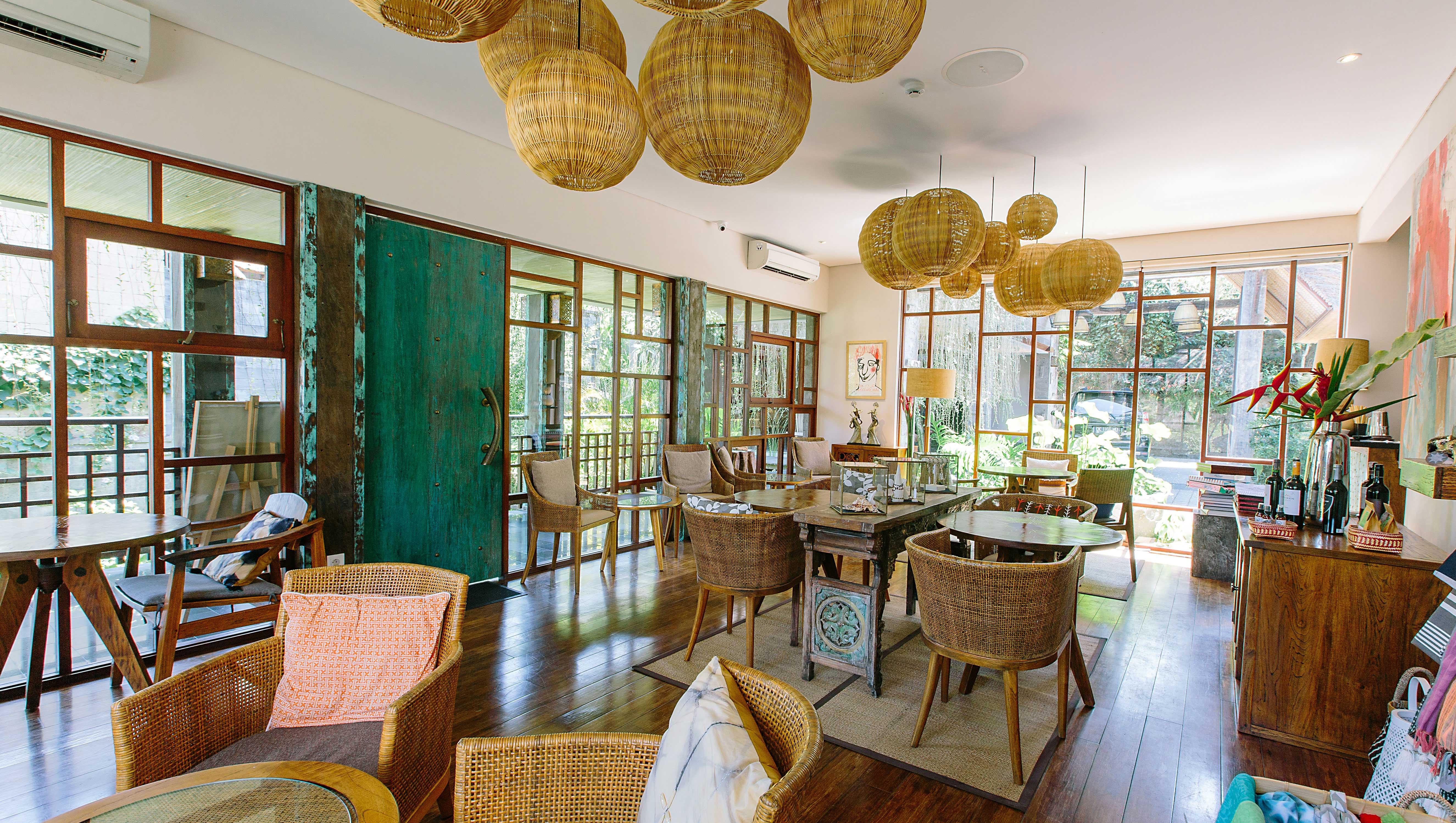 Tejaprana Resort & Spa Ubud  Exterior photo The restaurant at the hotel