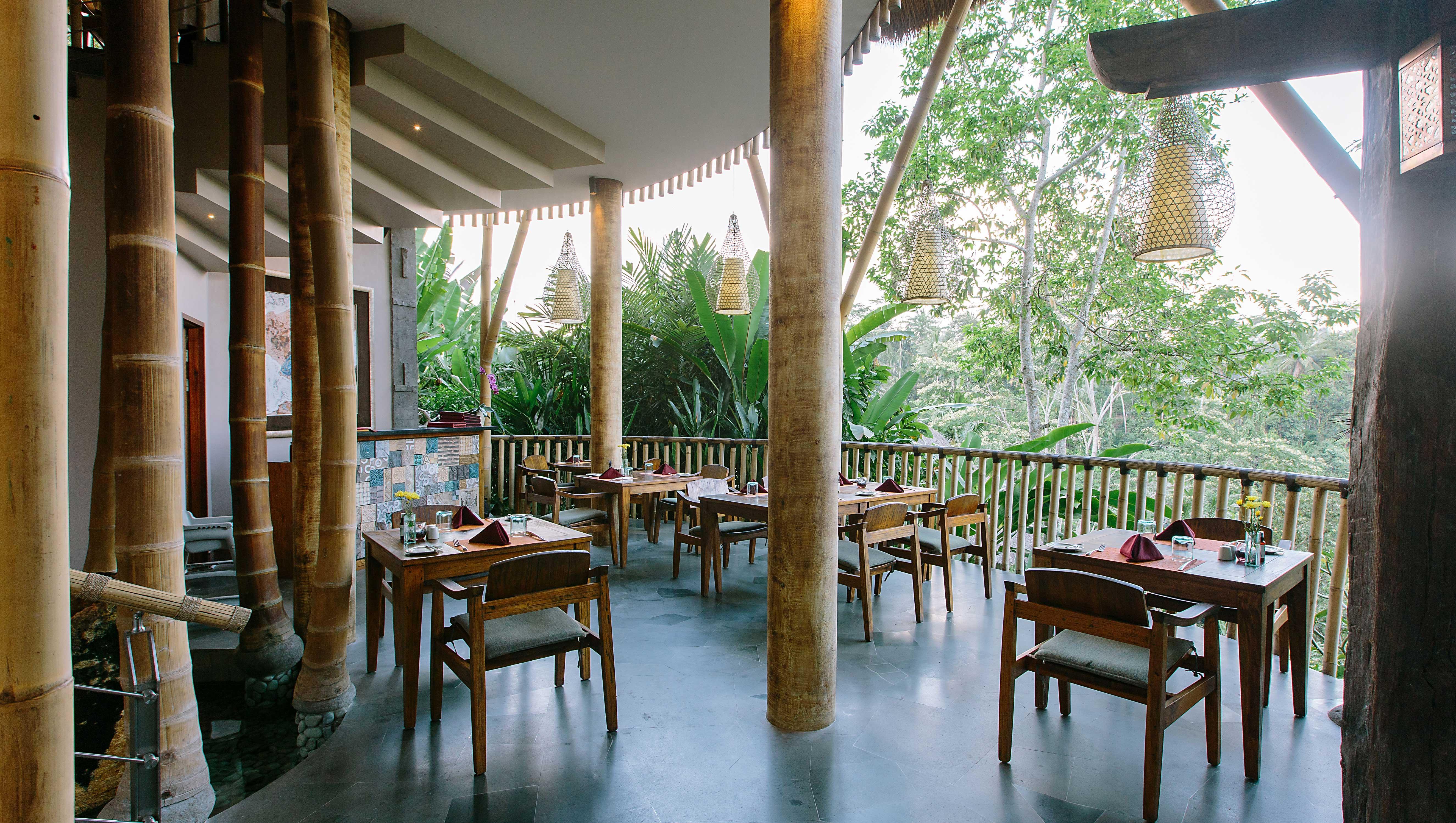 Tejaprana Resort & Spa Ubud  Exterior photo The restaurant at the resort