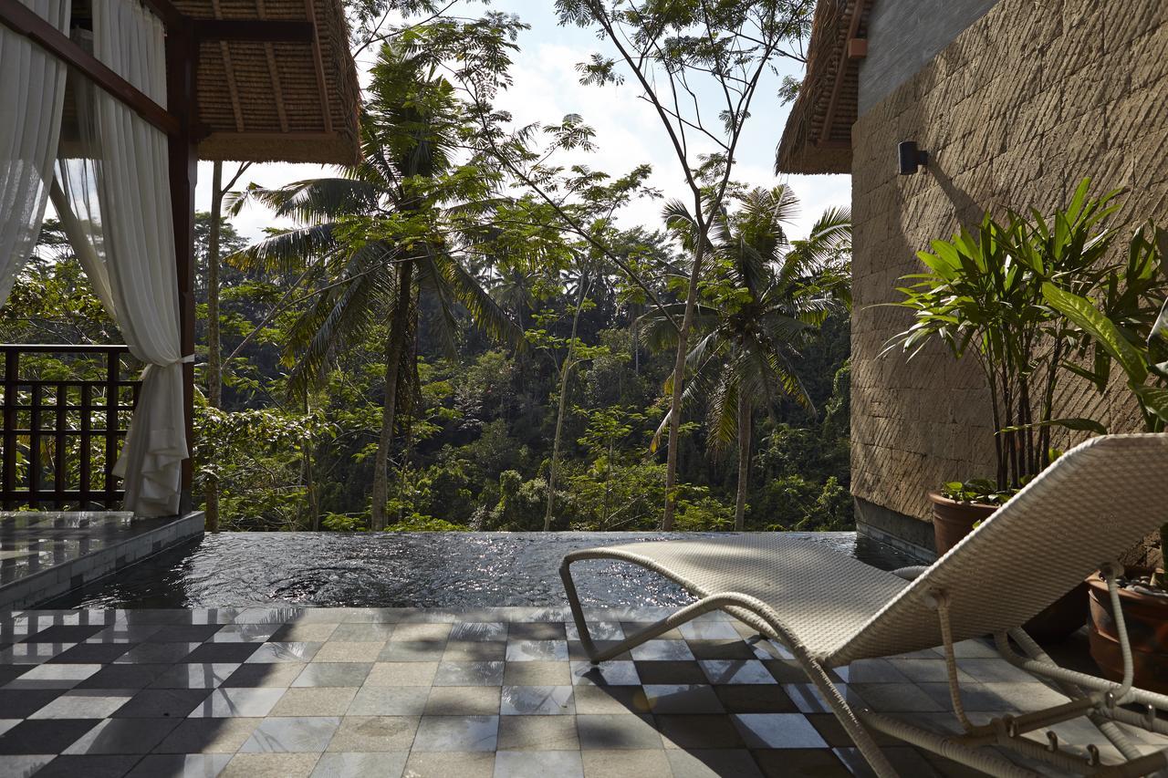 Tejaprana Resort & Spa Ubud  Exterior photo The private pool of a villa at the resort