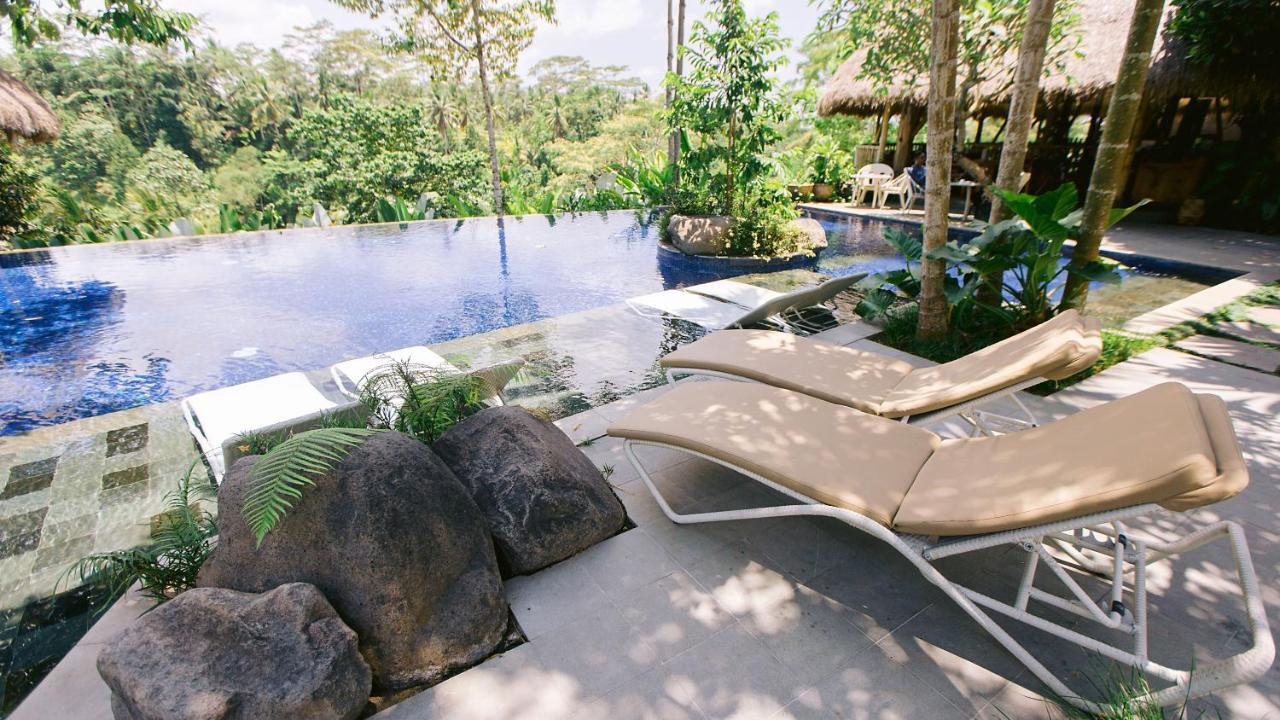 Tejaprana Resort & Spa Ubud  Exterior photo The pool at the resort